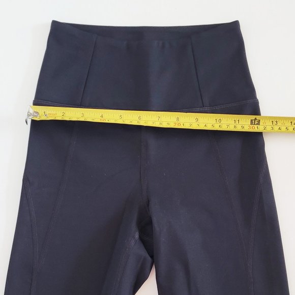 Girlfriend Collective Black Dylan Bra & RPET High-Rise Bike Shorts Set - Size XS - Picture 12 of 15